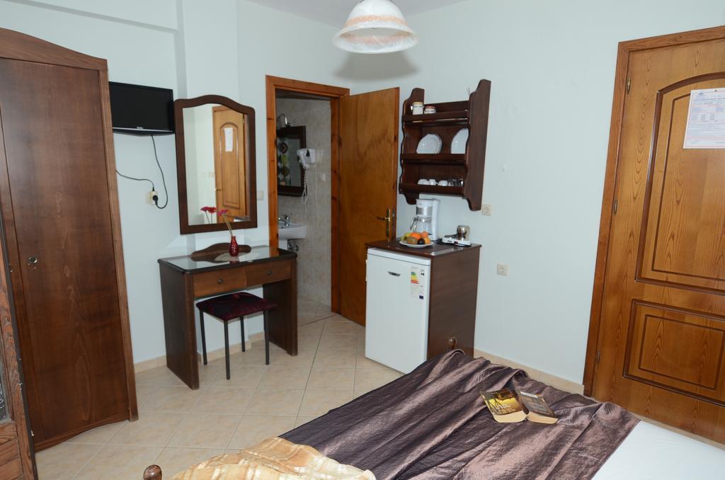 Nostos Rooms Ammouliani Exterior foto
