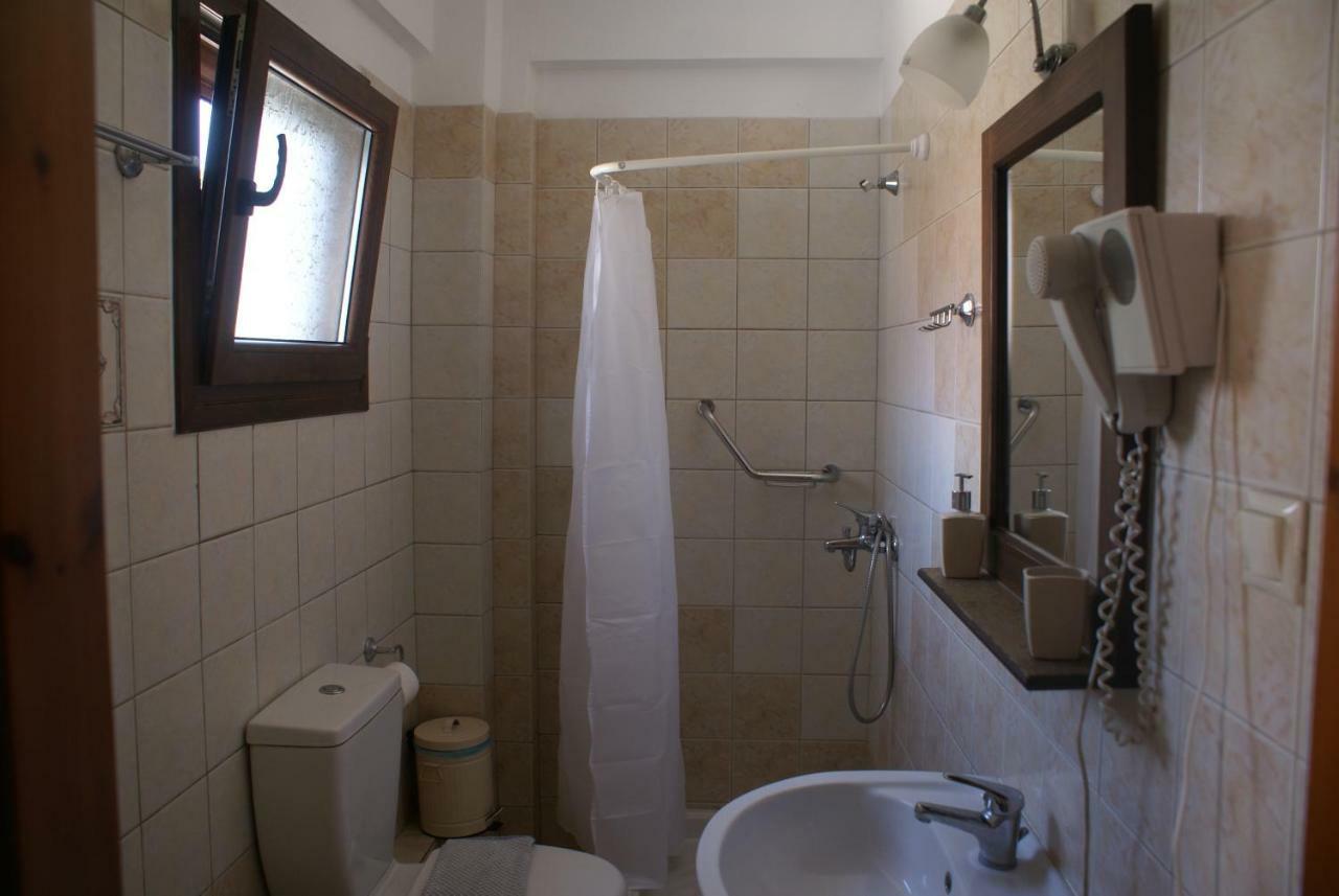 Nostos Rooms Ammouliani Exterior foto